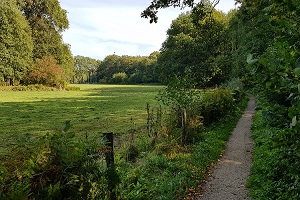 Wandelen over Achterhoekpad bij kasteel Slangenburg