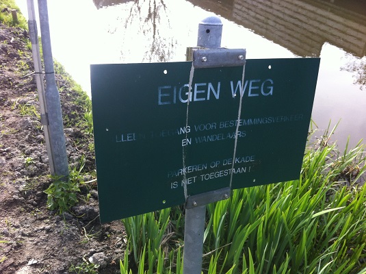 Groot-Frieslandpad-Oudkarspel-Berge-aan-Zee-1 Wandelen over het Groot Frieslandpad langs de RIngvaart in Oudkarpsel