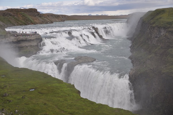 IJsland-1 Waterval Gulfoss tijdens wandelreis naar IJsland