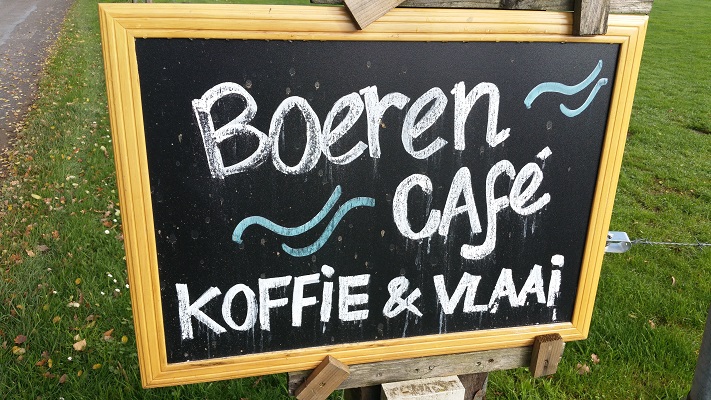 Boerencafe op een wandeling over het Maaspad van Reuver naar Venlo
