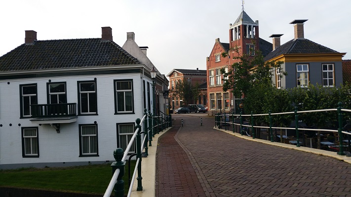Winsum op een wandeling over het Nederlands Kustpad van Winsum via Leens naar Eenrum