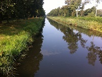 Kanaal op een wandeling van Vasse naar Hoogstede in Duitsland over het Noaberpad