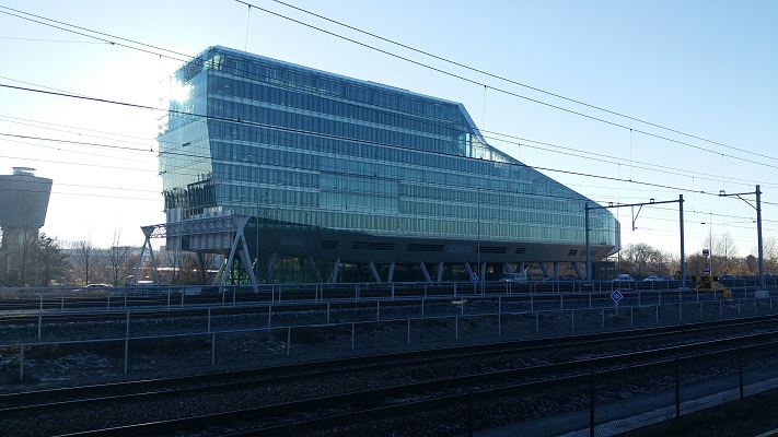 Amsterdam-Zuidas tijdens wandeling van Halfweg naar Amsterdam over het Noord-Hollandpad
