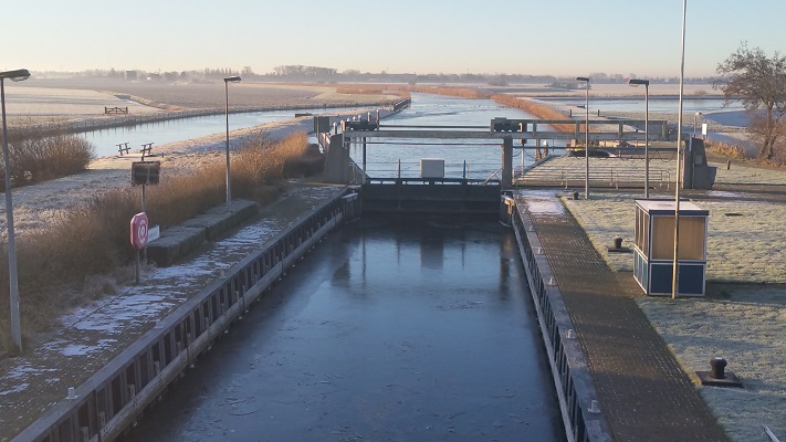 Noord-Hollandpad-Kolhorn-Obdam-3 Sluizen Kolhorn tijdens wandeling van Kolhorn naar Obdam op Noord-Hollandpad