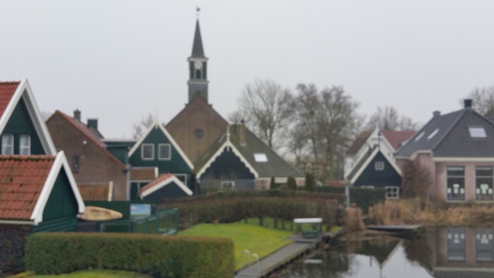 Driehuizen tijdens wandeling van Schermerhorn naar Krommenie over het Noord-Hollandpad