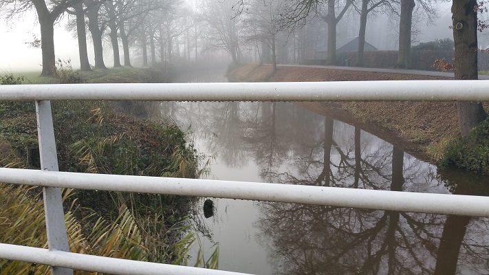 Wandelen over het Peelpad bij de Helenavaart