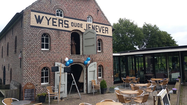 Wandelen over het Peerkepad bij de Spoordonkse Watermolen