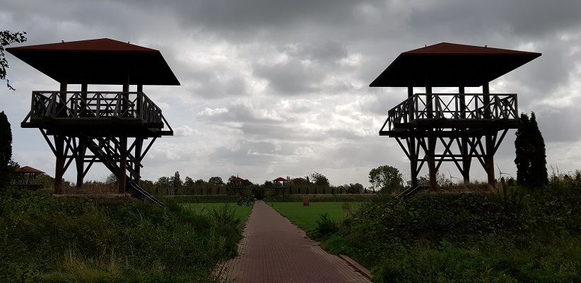 Wandelen over het Romeinse Limespad in park Matilo in Leiden