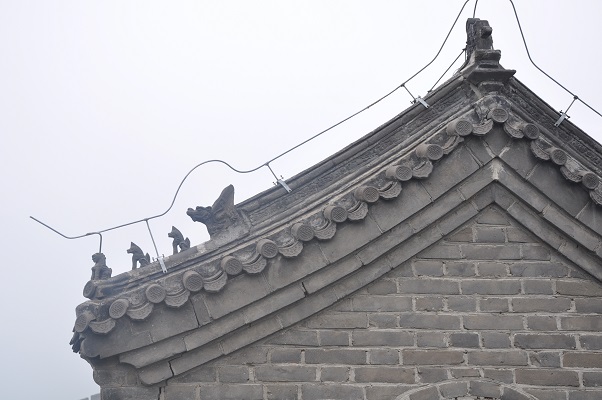 Detail van de muur tijdens een wandeling over de Chinese Muur in China