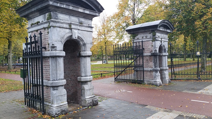 Wandelen over het Westerborkpad bij Juliana van Stolbergkazerne in Amerfoort