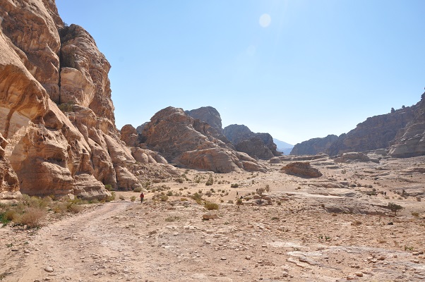 Jordanië-Little-Petra-7 Wandeling naar Little Petra tijdens een wandelreis van SNP door Jordanië