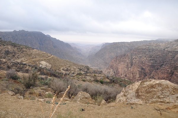 Wandeling in natuurreservaat Dana tijdens een wandelreis van SNP door Jordanië