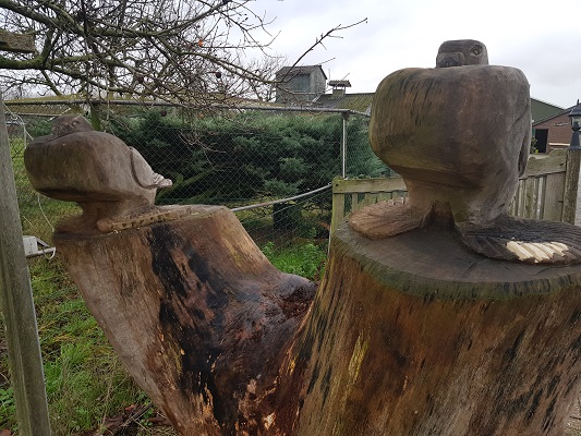 Kunst bij paardenboerderij tijdens wandeling over Klompenpad Breukerengpad in Bennekom