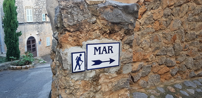 Richting El Mar op wandelvakantie in Tramuntanagebergte op Spaans eiland Mallorca