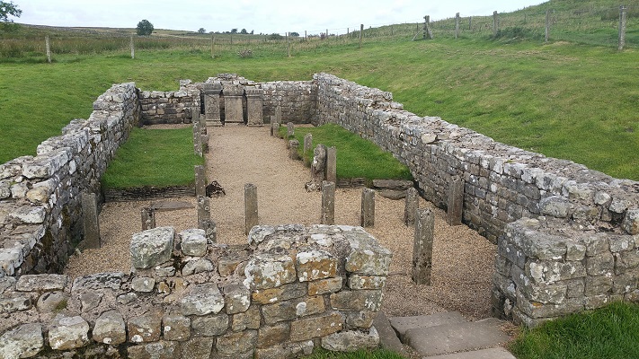 Romeins fort op een wandeling van Chollerford naar Once Brewed op wandelreis over Muur van Hadrianus in Engeland