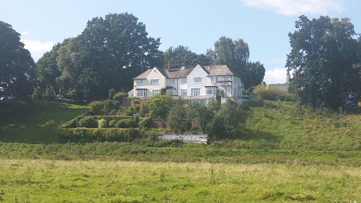 Landhuis in Carlisle tijdens wandeling van Lanercost naar Carlisle tijdens wandelreis over Muur van Hadrianus in Engeland