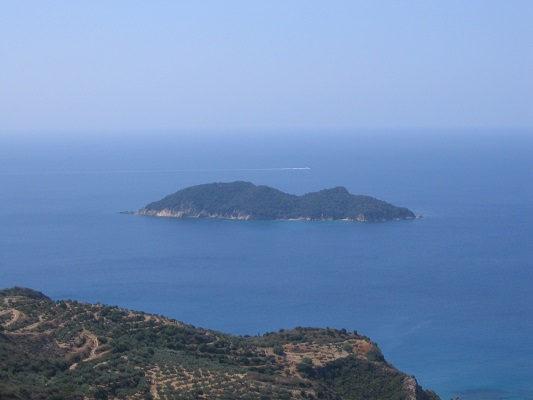 Zicht op Middelandse Zee op Zakynthos tijdens wandelvakantie op Grieks eiland Zakynthos