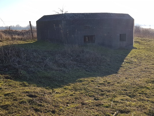 Bunker bij Fort Pannerden tijdens wandeling Trage Tocht in Doornenburg