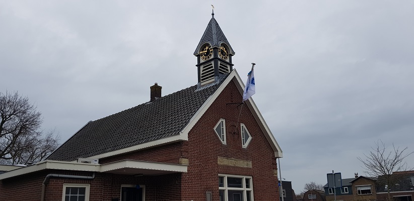 Wandelen over het Romeinse Limespad in Driebruggen bij oude gemeentehuis