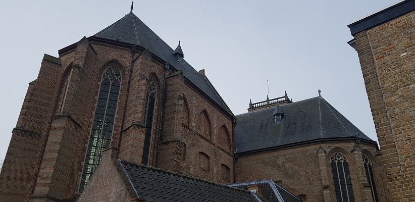 Geertruidskerk in Geertruidenberg op een wandeling over de Zuiderwaterlinie van Oosterhout via Geertruidenberg naar Hooipolder