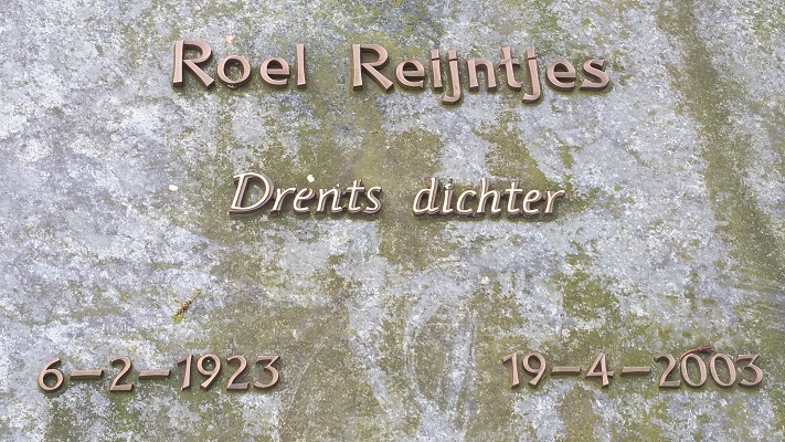 Wandelen over het Westerborkpad van Hooghalen naar Beilen bij een gedicht van Roel Reijntjes