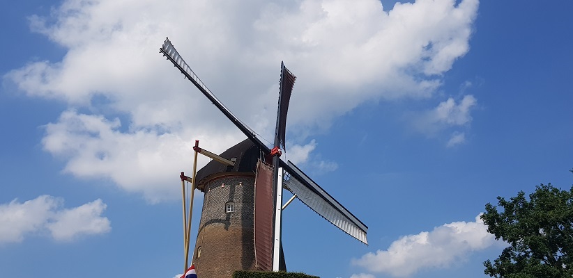 Wandeling met de gids van Gegarandeerd Onregelmatig Buiten de binnenstad van Nijmegen over het Wijchenpad bij de Wijchense molen