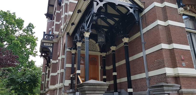 Wandeling door de binnenstad van Amsterdam in Oud-West in Vondelstraat