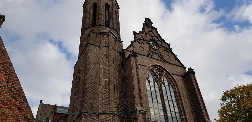Wandeling door historisch Utrecht van de gids Utrecht acht keer anders van gegarandeerd onregelmatig