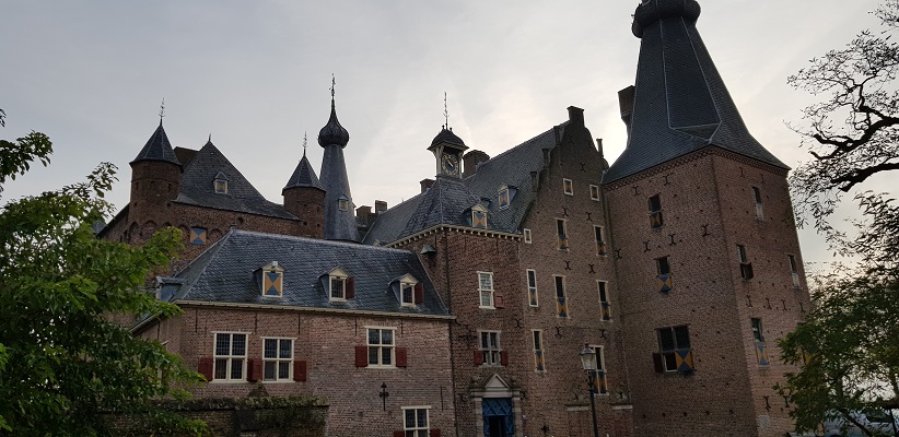 Wandeling over Klompenpad het Dorenweertsepad bij kasteel Doorwerth
