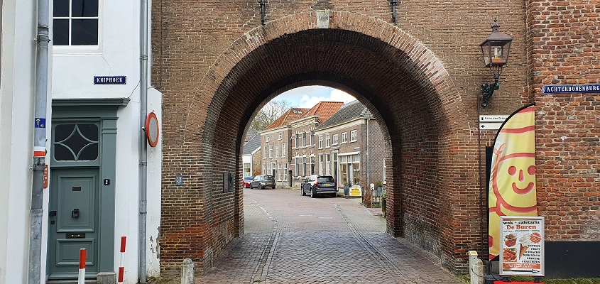 Wijnwandeling Buren bij de stadspoort