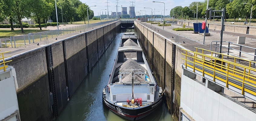 Wandeling over Trage Tocht Beegden bij sluis Panheel