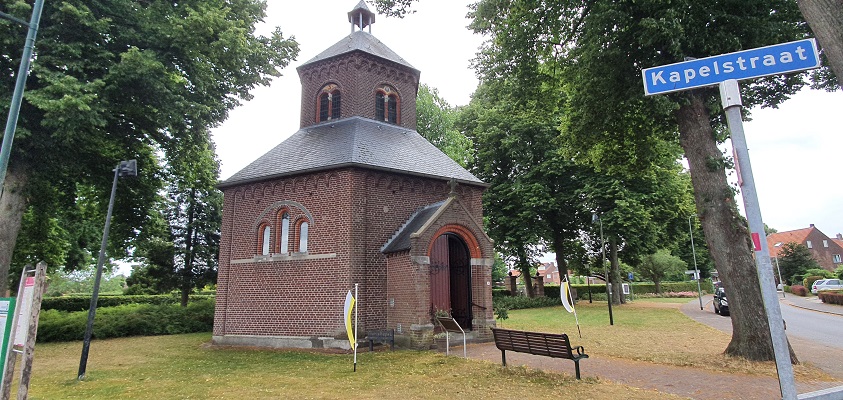 Wandeling over Trage Tocht Afferden bij Mariakapel