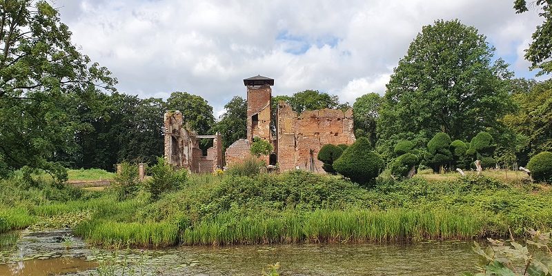 Wandeling over Trage Tocht Afferden bij kasteel Bleijenbeek