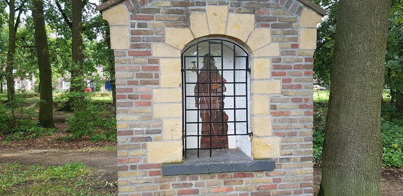 Wandeling door vinexlocatie Brandevoort in Helmond van Gegarandeerd Onregelmatig bij Sint Antoniuskapel