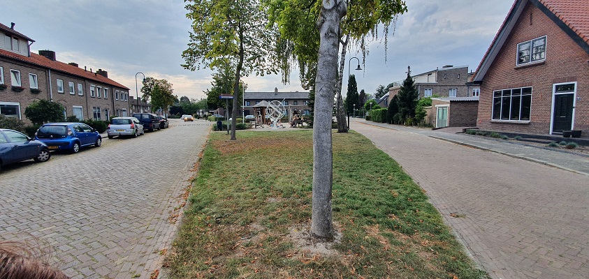 Wandeling langs de attentiestenen in Uden