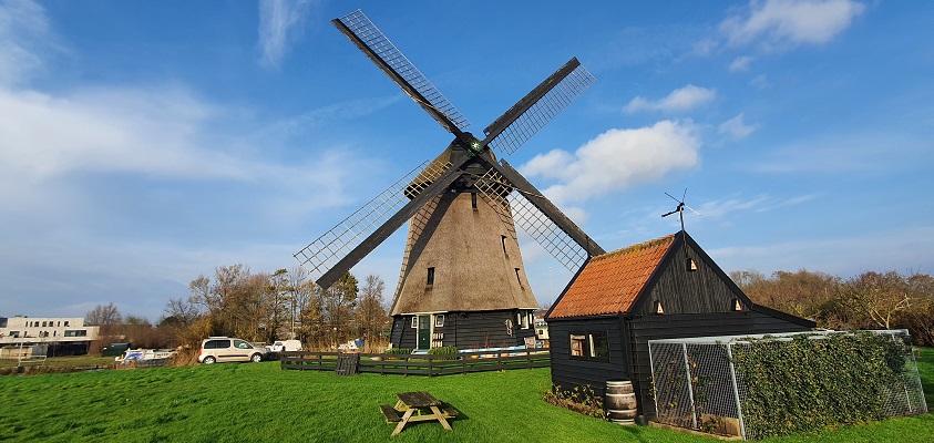 westfriese-omringdijk-ursem-alkmaar-18 Wandeling over Westfriese Omringdijk van Ursem naar Alkmaar bij de molens van de Ouderperpolder