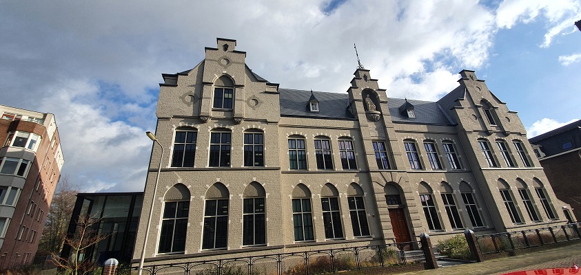 Historische wandeling Oss bij het Instituut H. Nicolaas van Poppel in Oss