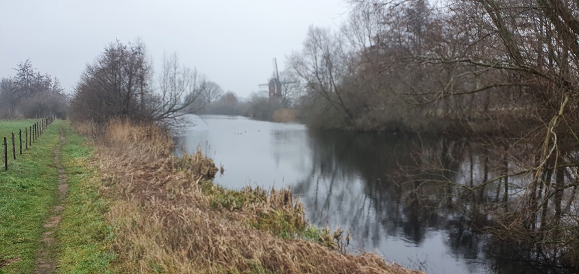Wandeling over Trage Tocht Nederasselt bij de Maasmolen