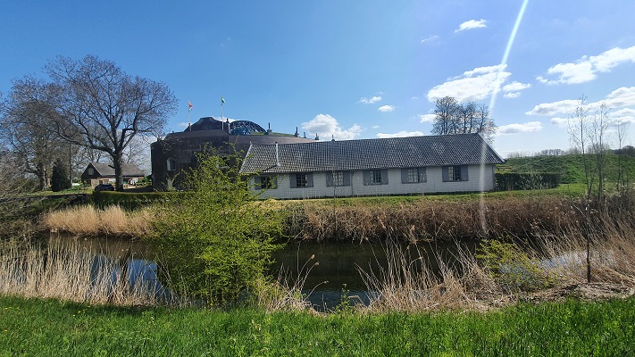 Wandeling bij Fort Asperen en Geofort van Lopen langs de Linies