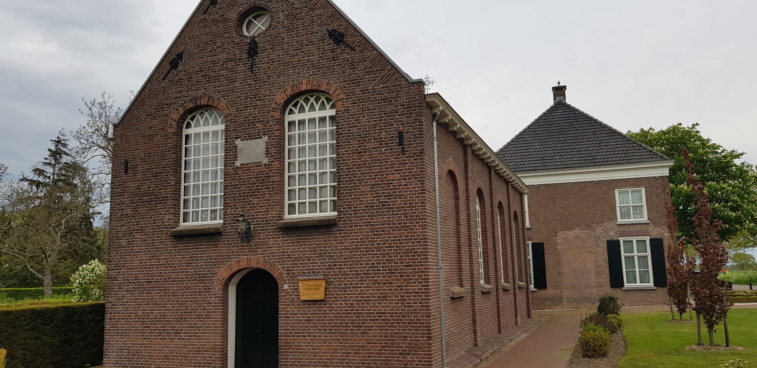 Wandeling over Ons Kloosterpad van Oeffelt naar Boxmeer bij de Protestantse Kerk