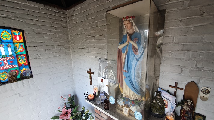 Wandeling over Kloosterpad van Beers naar Oeffelt bij het Mariakapelletje in Cuijk
