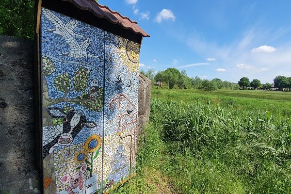 Wandelen over Kunstroute Mill 2021