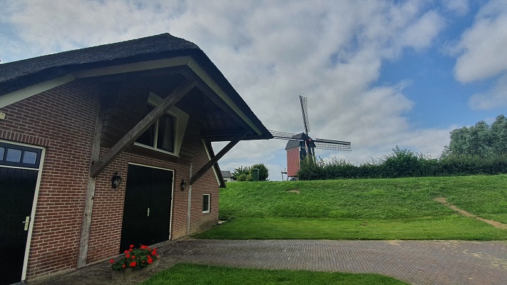 Wandeling over Klompenpad Moas- en Wetteringpad bij molen Tot Voordeel en Genoegen