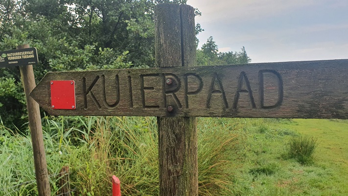 Wandeling in Noardlike Fryske Walde van Earnewald naar Burgum in de Alde Faenen