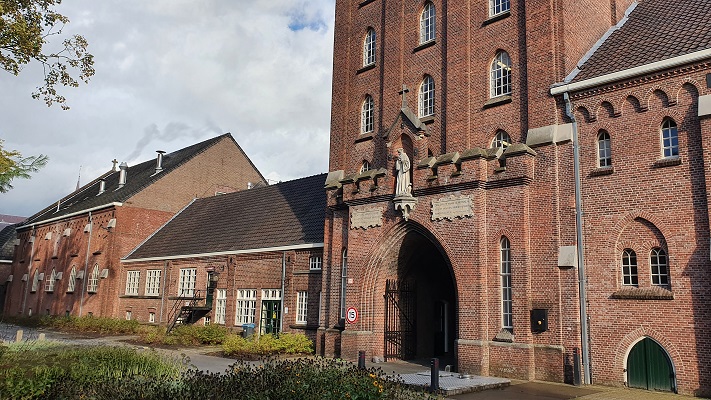 Wandeling over Ons Kloosterpad van Oisterwijk naar de Abdij van Koningshoeven