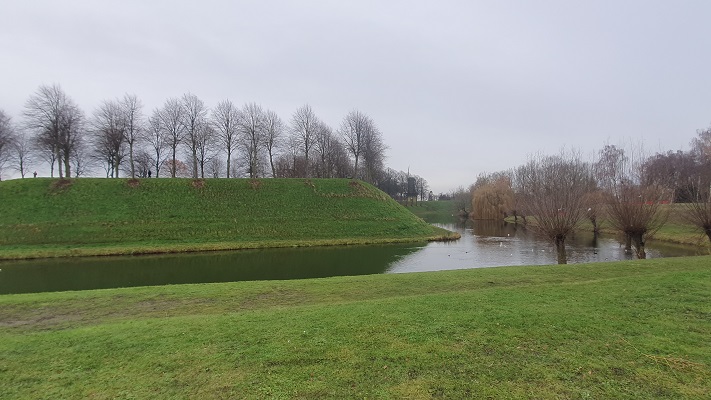 Grenslandpad van Nieuw-Namen naar Kijkuit bij de vestingwallen van Hulst