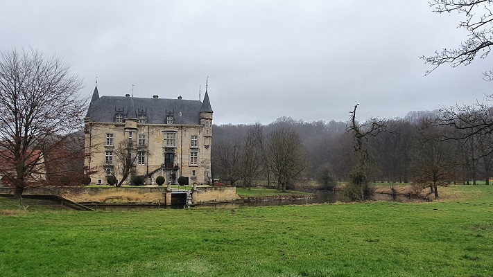 Wandeling over Trage Tocht Valkenburg bij kasteel Schaloen