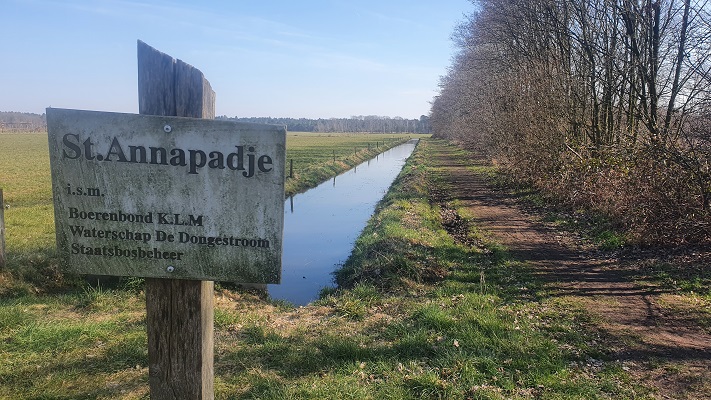 Wandelen in het Hart van Brabant op landgoed Huis ter Heide op het Annapadje