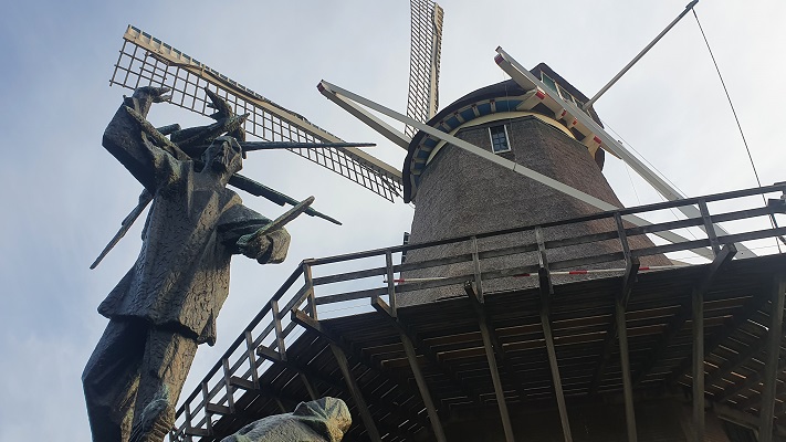 Wandeling in Amsterdam in Oud en Nieuw Sloten bij de molen van Sloten