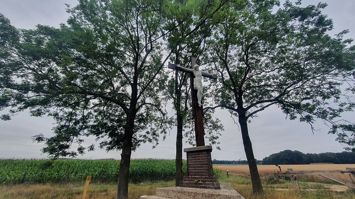 Wandelen buiten de binnenstad van Tilburg - Trappistenklooster - bij Trappistenklooster Koningshoeven